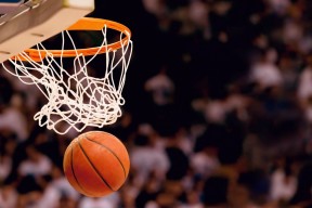 阿扎伦卡重要时刻最后时刻胜出，皇家马德里带队取胜！气势如虹延续-APP下载