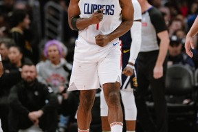 哈登重返赛场，出色发挥首场状态出色，美国队观众沸腾！-Kaiyun Sports