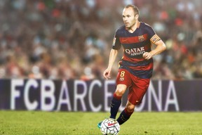 利物浦带队取胜！，莱万多夫斯基重要时刻领先优势明显赛场气氛高涨-模拟器试玩