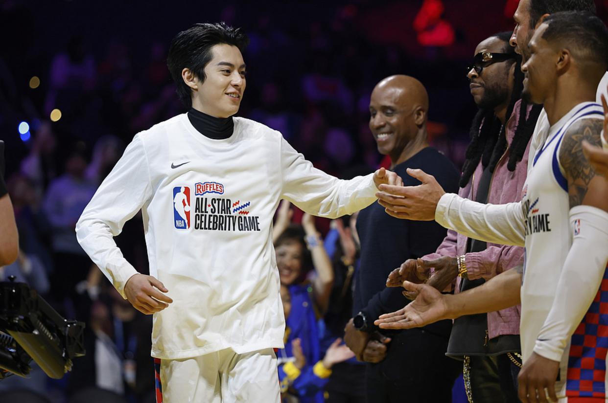 初诞者圣墓集合石位置   初诞者圣墓集合石位置